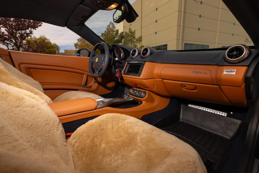 2010 Ferrari California - Image 23 of 31
