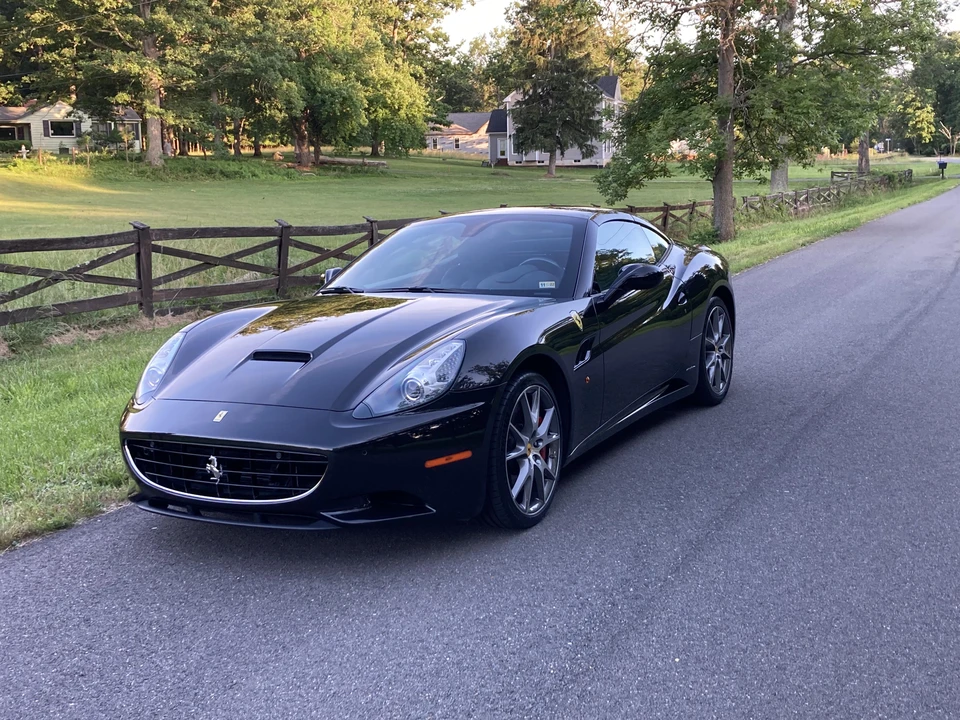 2010 Ferrari California - Image 7 of 31