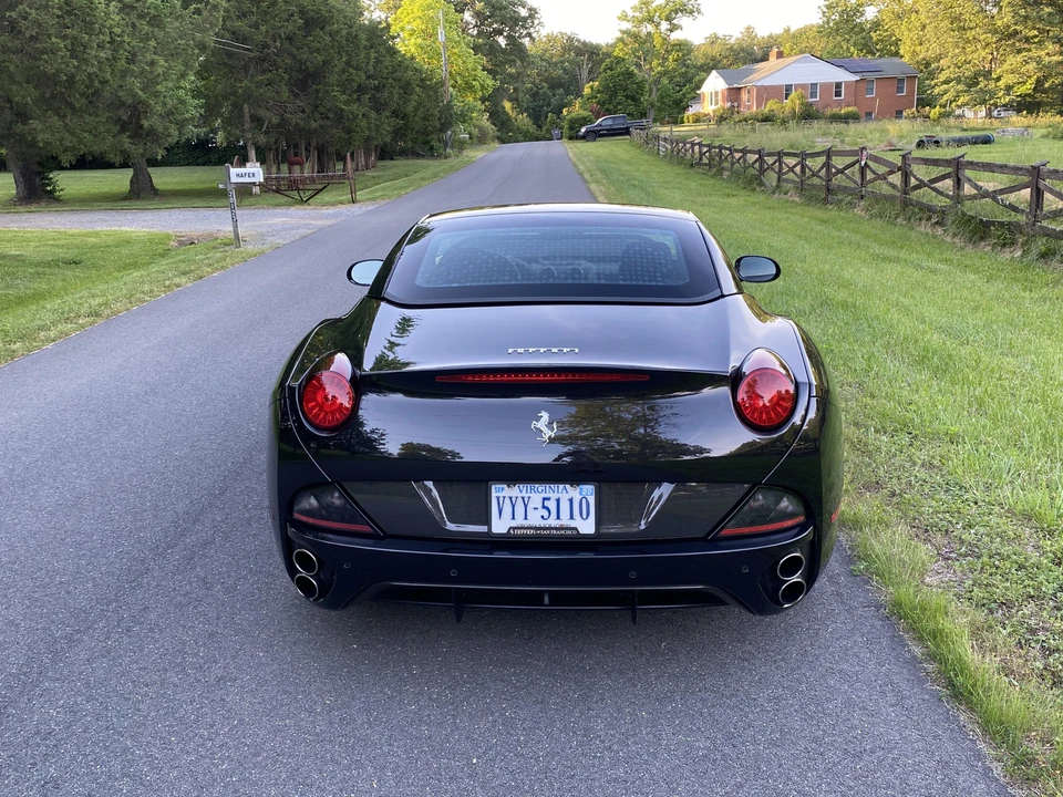 2010 Ferrari California - Image 9 of 31