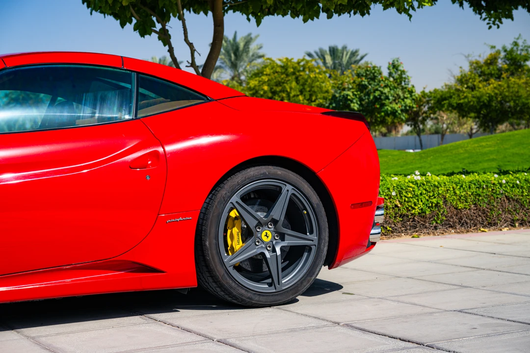 2010 Ferrari California - Image 23 of 31