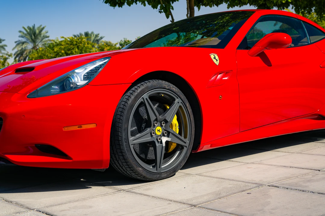 2010 Ferrari California - Image 24 of 31