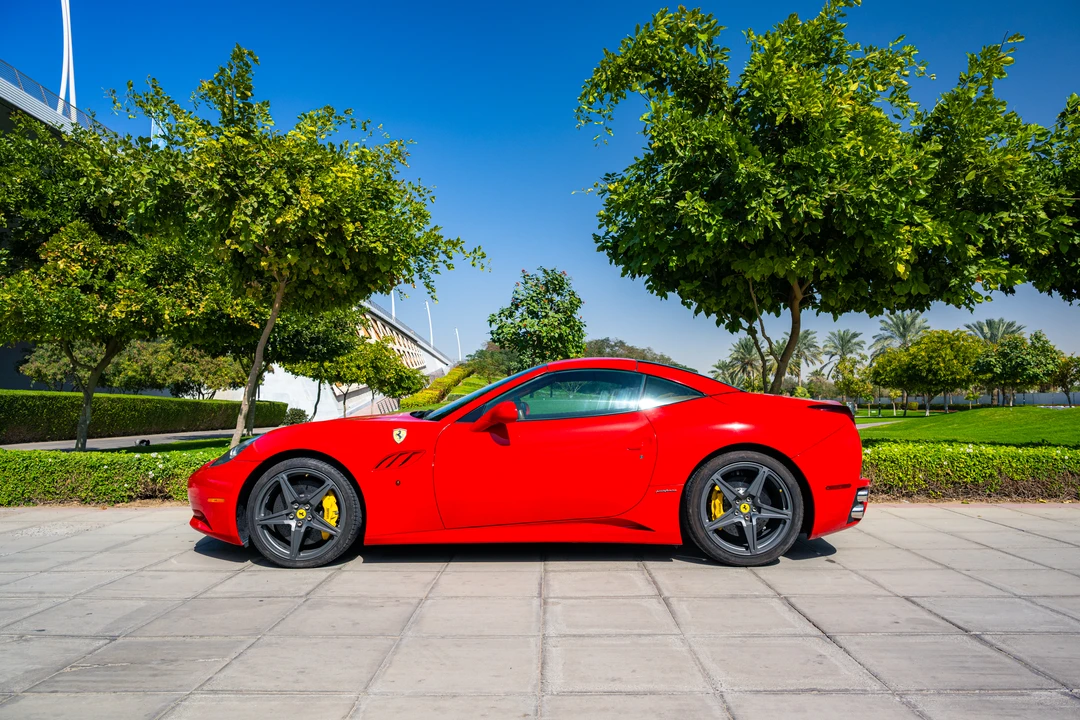 2010 Ferrari California - Image 4 of 31