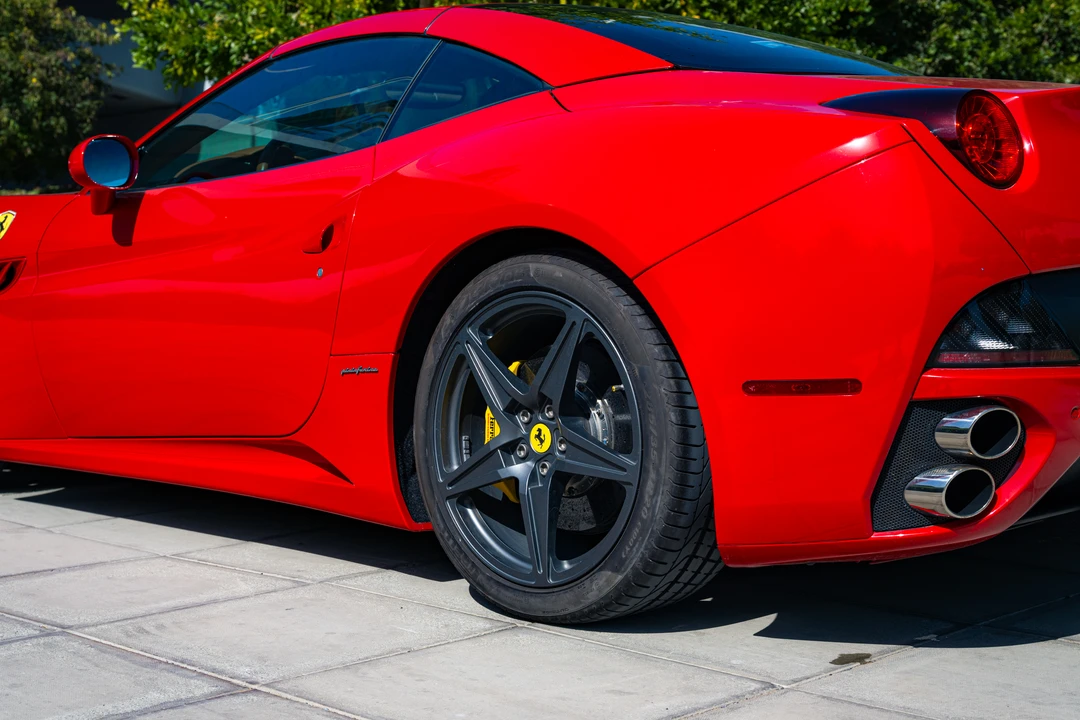 2010 Ferrari California - Image 27 of 31