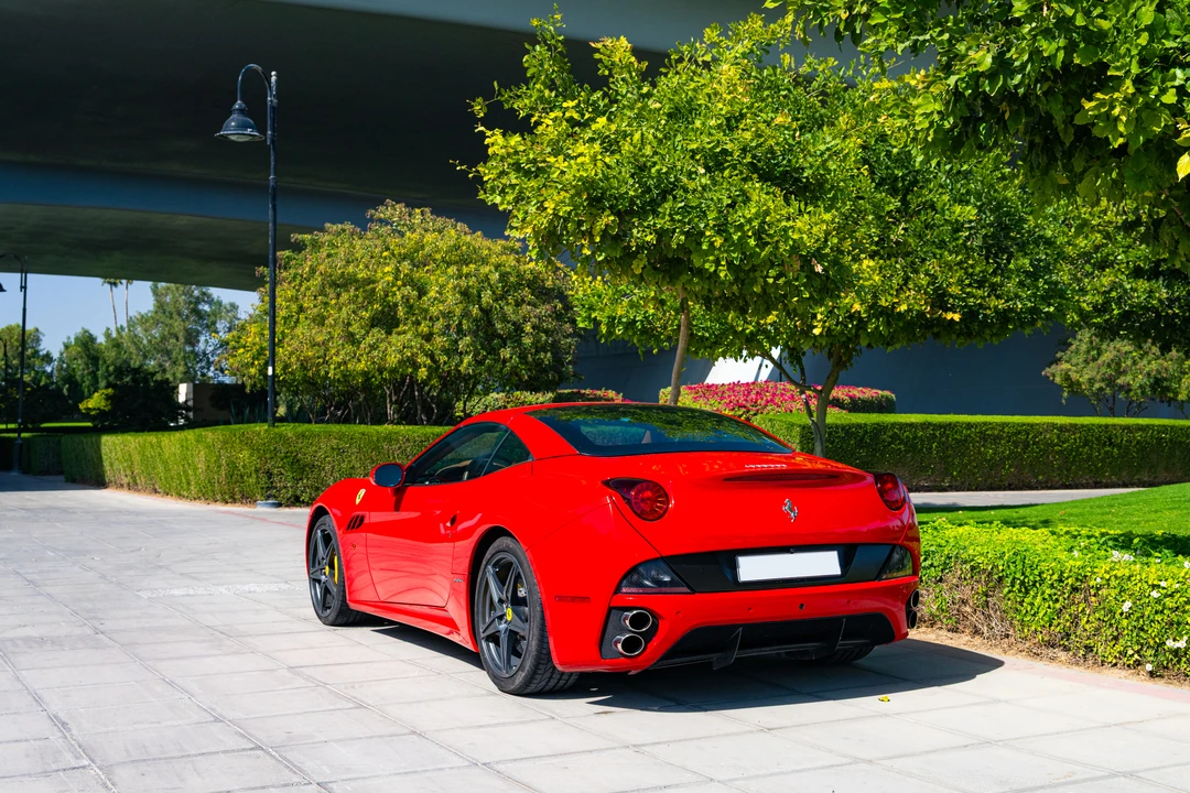 2010 Ferrari California - Image 5 of 31
