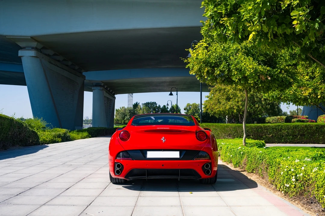 2010 Ferrari California - Image 6 of 31