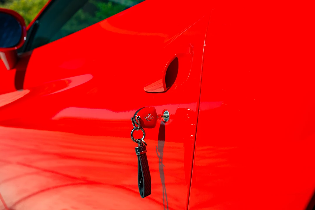 2010 Ferrari California - Image 14 of 31