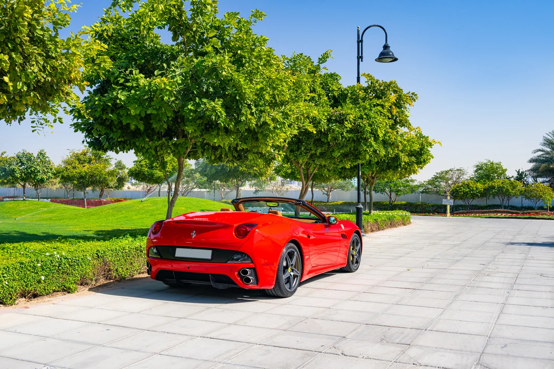 2010 Ferrari California - Image 7 of 31