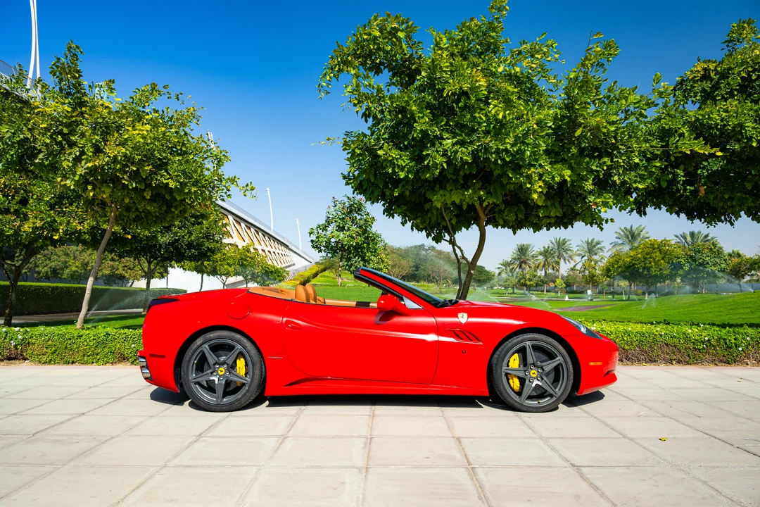 2010 Ferrari California - Image 8 of 31