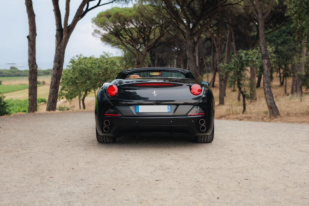 2010 Ferrari California - Image 6 of 31