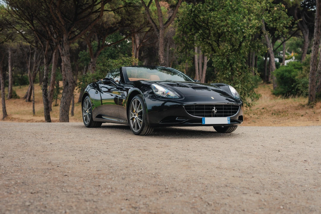 2010 Ferrari California - Image 9 of 31