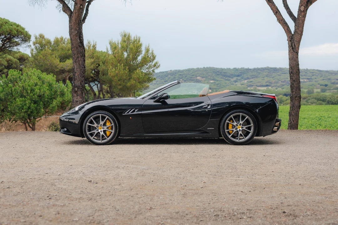 2010 Ferrari California - Image 4 of 31