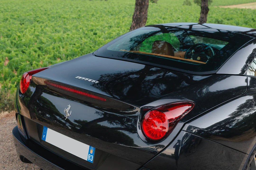 2010 Ferrari California - Image 29 of 31