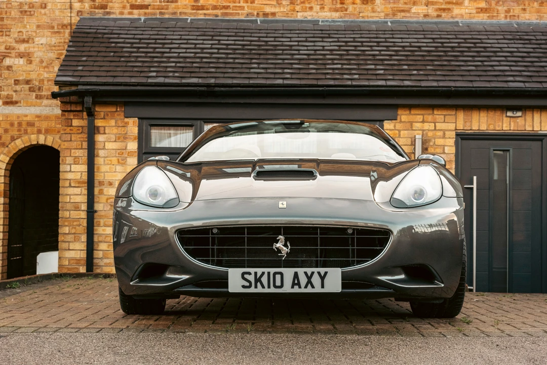 2010 Ferrari California - Image 2 of 21