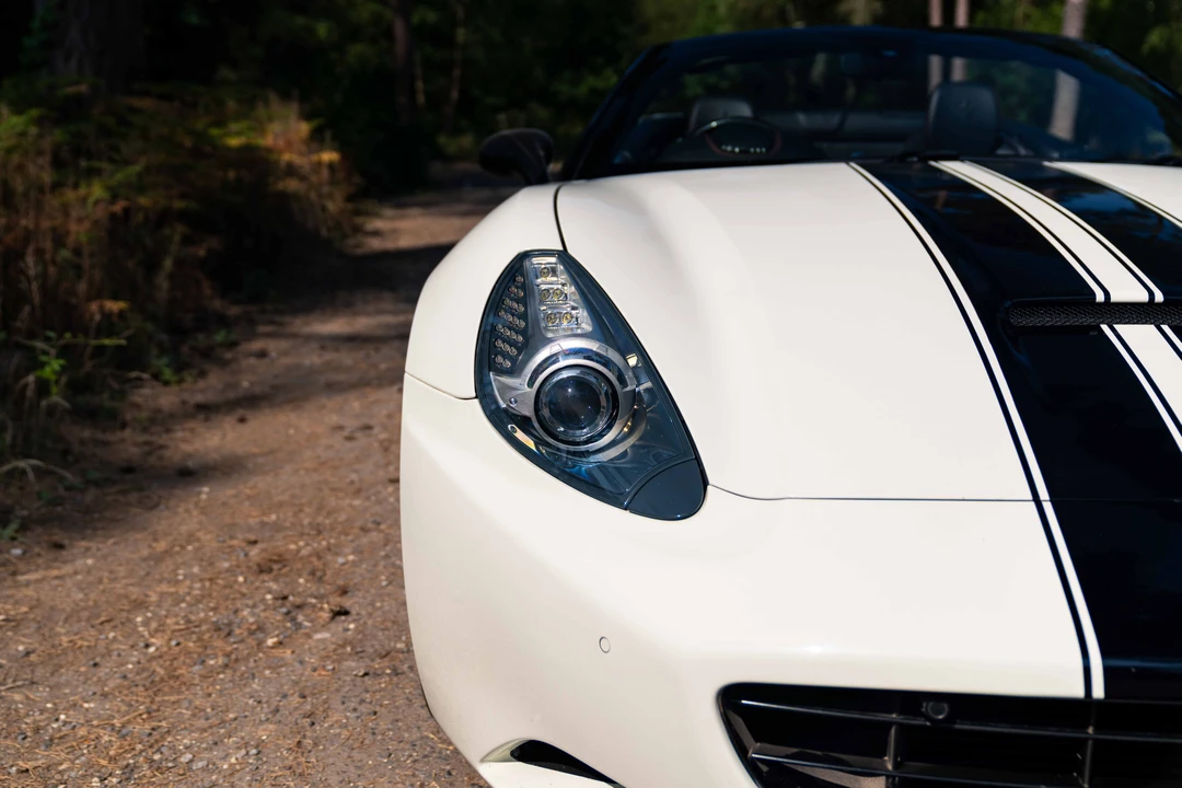 2010 Ferrari California - Image 28 of 31