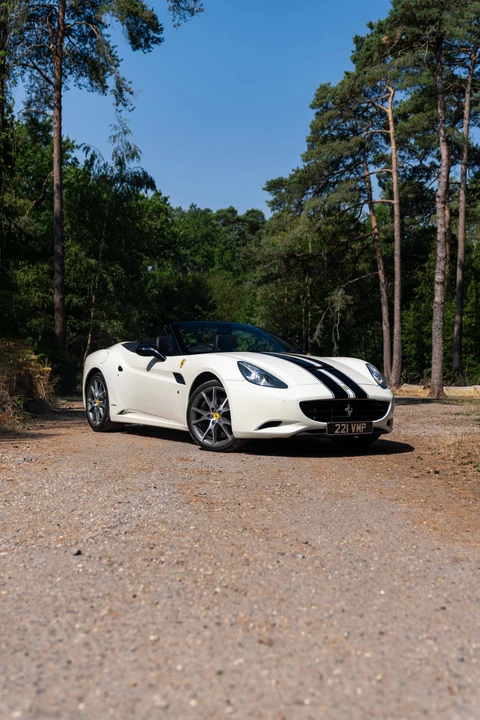 2010 Ferrari California - Image 23 of 31