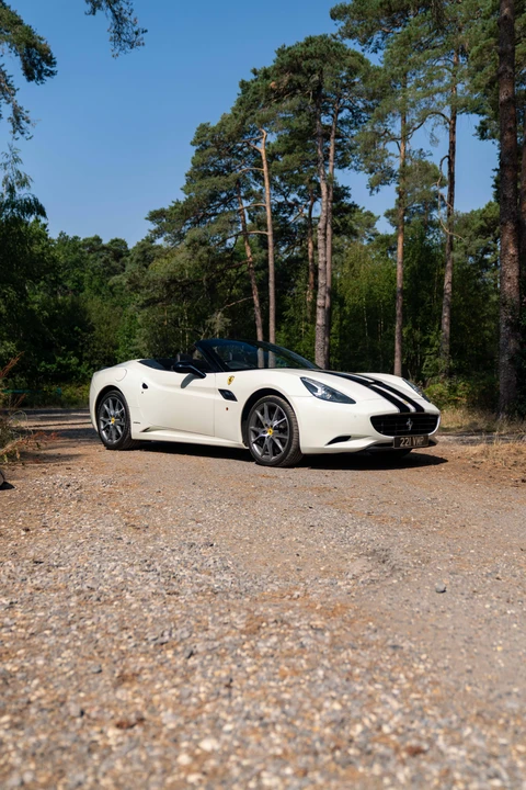 2010 Ferrari California - Image 22 of 31