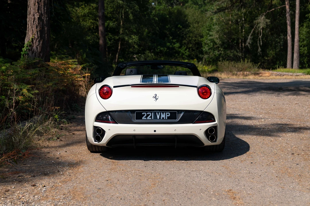2010 Ferrari California - Image 13 of 31