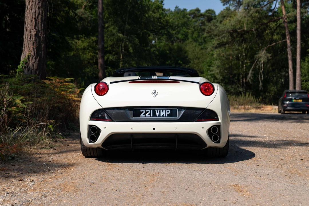 2010 Ferrari California - Image 6 of 31