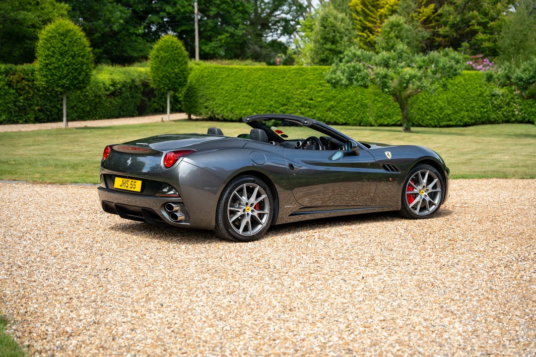 2010 Ferrari California - Image 7 of 31