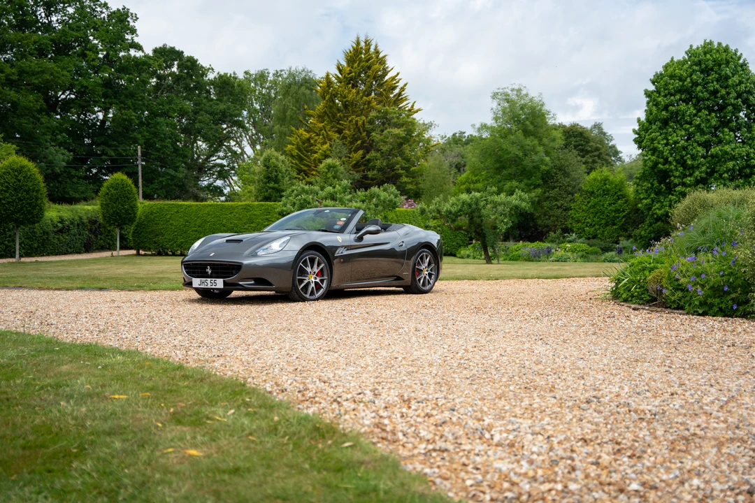 2010 Ferrari California - Image 18 of 31