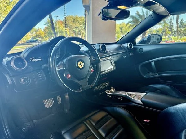 2010 Ferrari California - Image 8 of 10