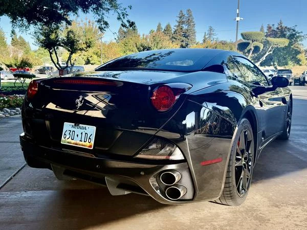 2010 Ferrari California - Image 3 of 10