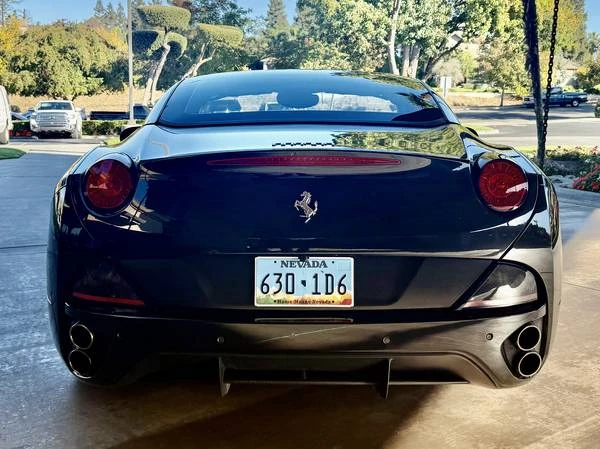 2010 Ferrari California - Image 4 of 10
