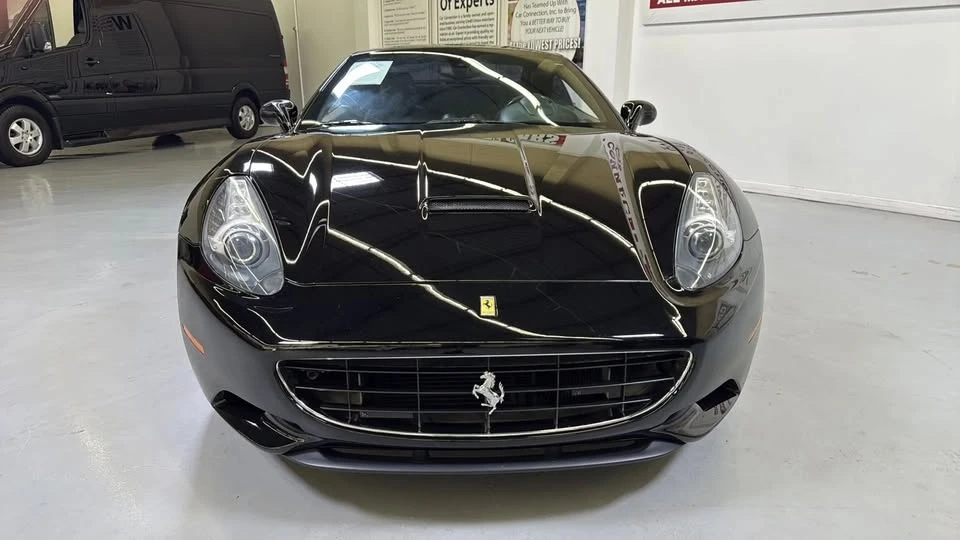 2010 Ferrari California - Image 3 of 20