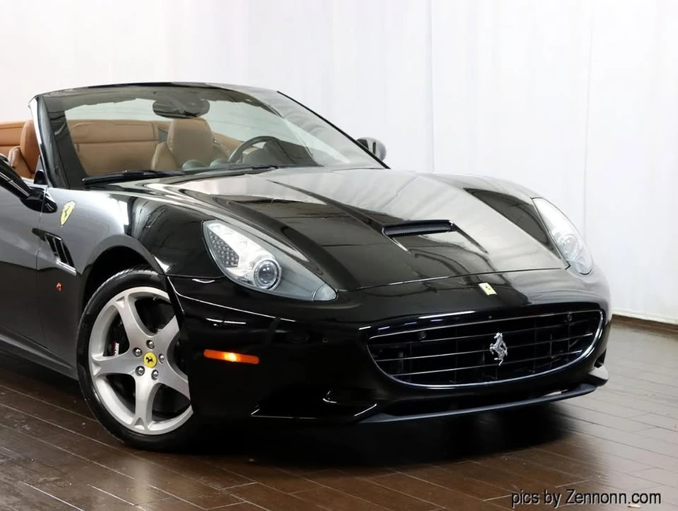 2010 Ferrari California - Image 2 of 20