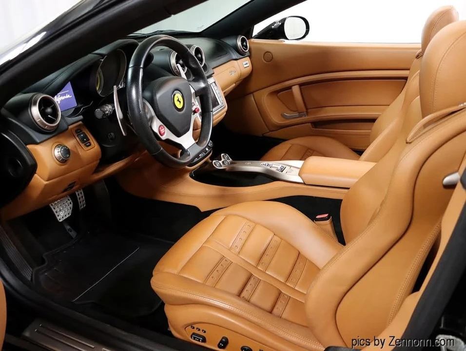 2010 Ferrari California - Image 13 of 20