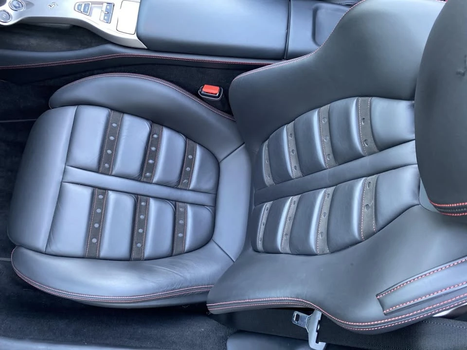 2010 Ferrari California - Image 3 of 4