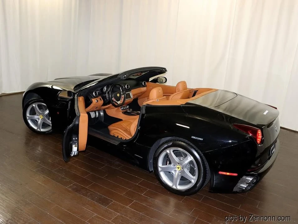 2010 Ferrari California - Image 12 of 20