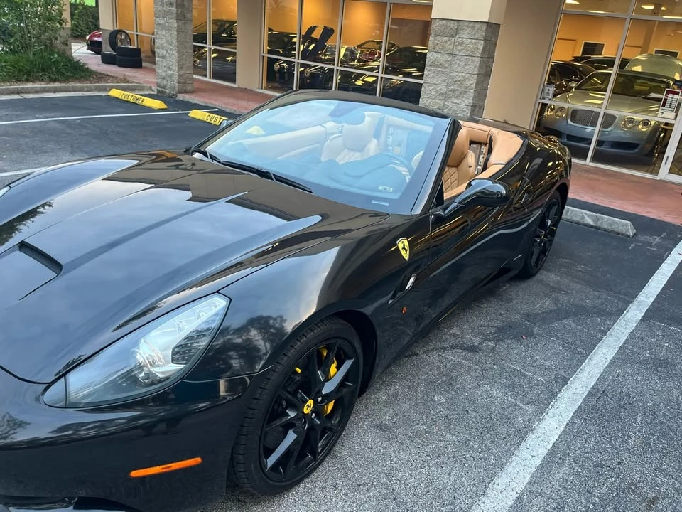 2010 Ferrari California - Image 10 of 19