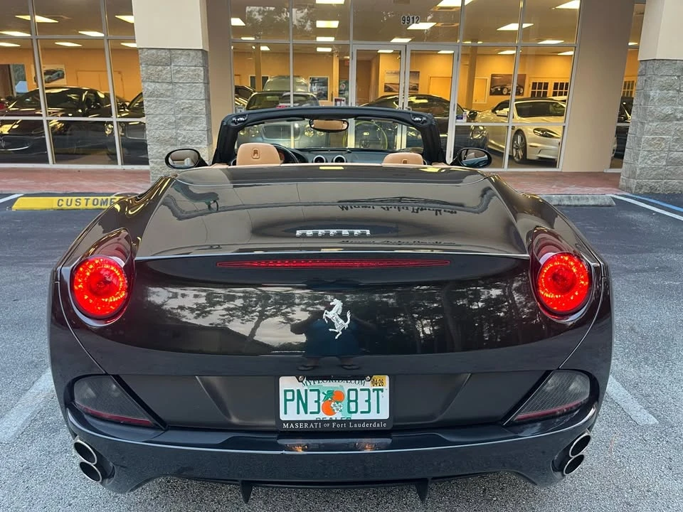2010 Ferrari California - Image 5 of 19