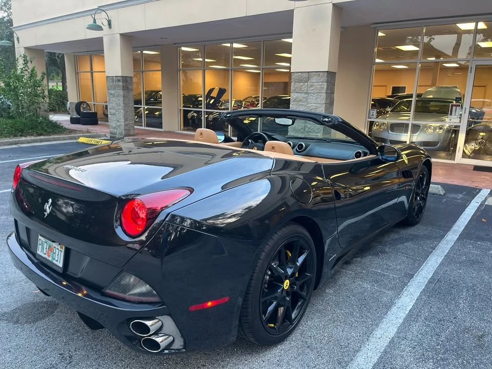 2010 Ferrari California - Image 3 of 19