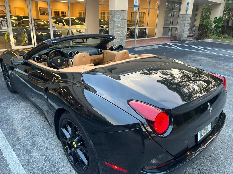 2010 Ferrari California - Image 7 of 19