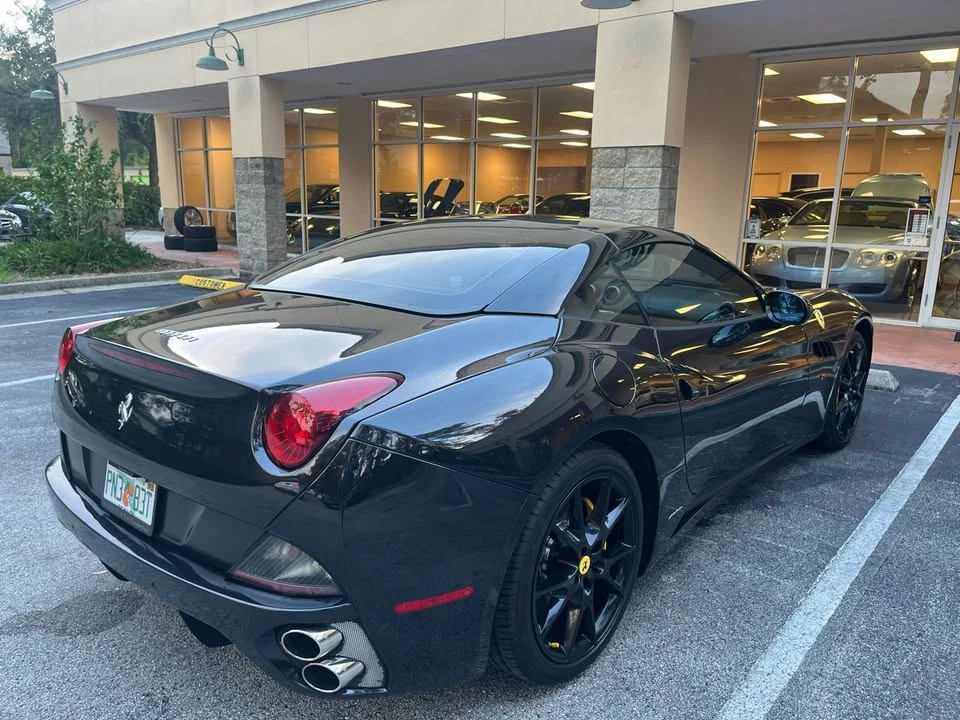 2010 Ferrari California - Image 16 of 19