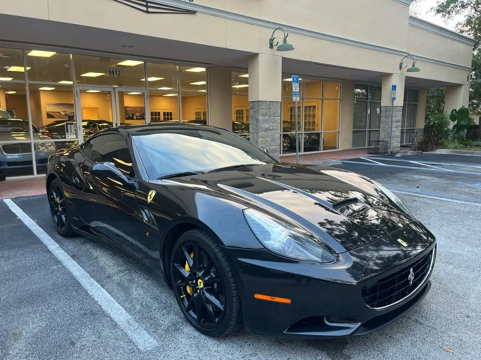 2010 Ferrari California - Image 13 of 19