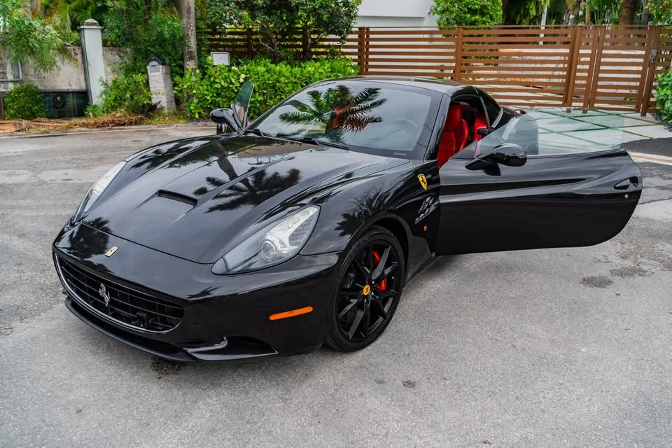 2010 Ferrari California - Image 3 of 11