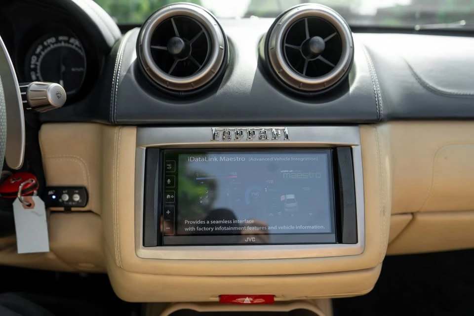 2010 Ferrari California - Image 6 of 12