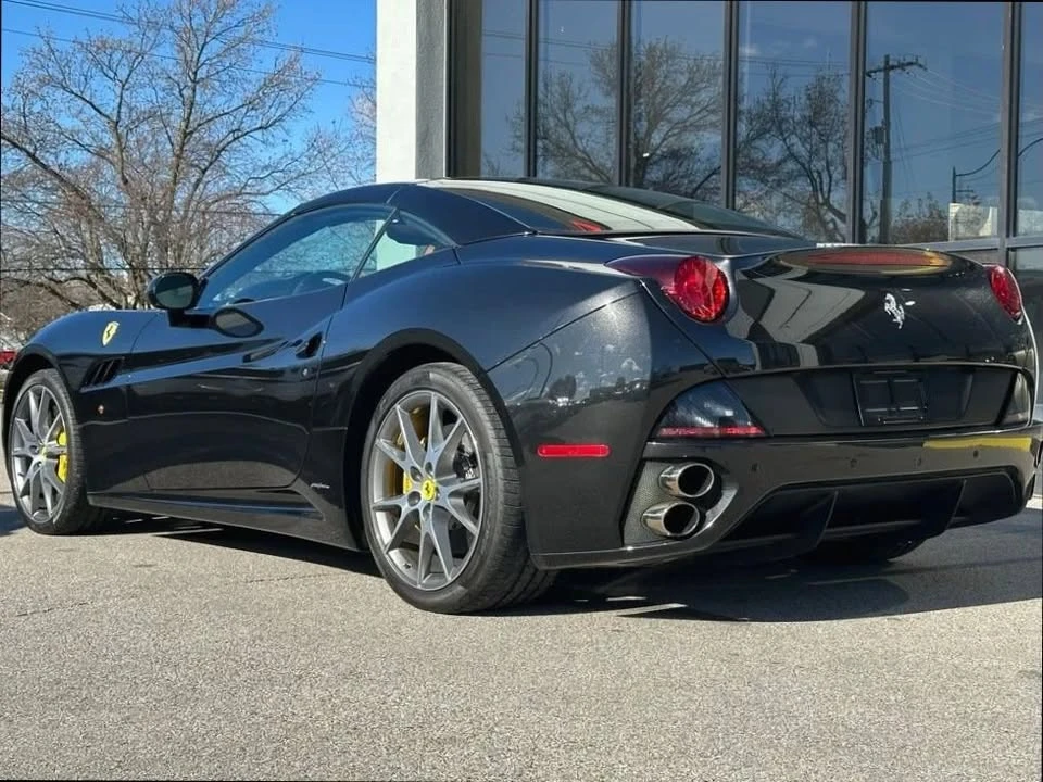 2010 Ferrari California - Image 7 of 15