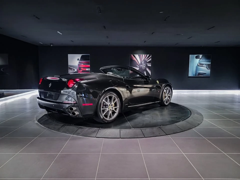 2010 Ferrari California - Image 5 of 20