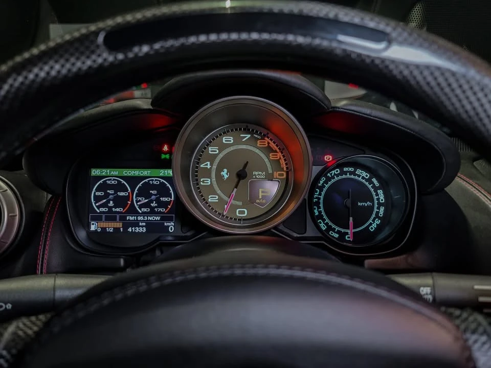 2010 Ferrari California - Image 12 of 20