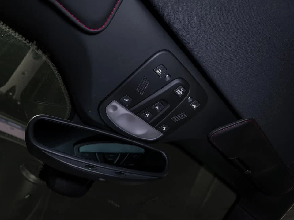 2010 Ferrari California - Image 17 of 20
