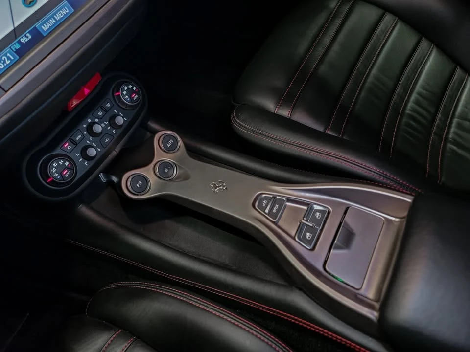 2010 Ferrari California - Image 15 of 20