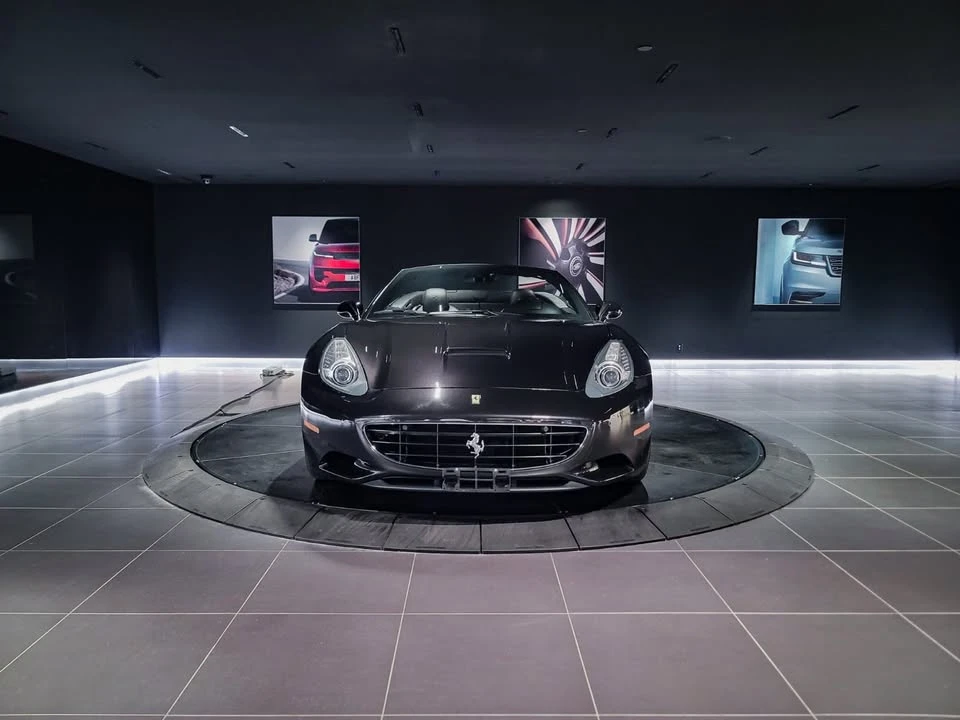2010 Ferrari California - Image 2 of 20