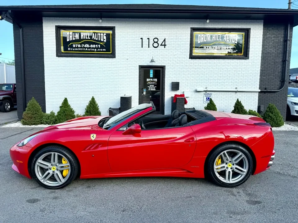 2010 Ferrari California - Image 2 of 20