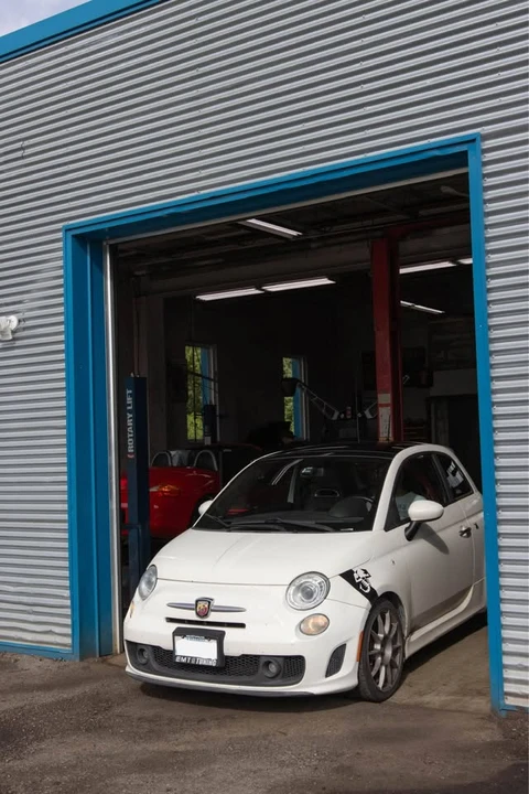2010 Fiat Abarth 500 - Image 2 of 5
