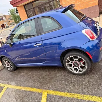 2010 Fiat 500 Easy Hatchback 2D