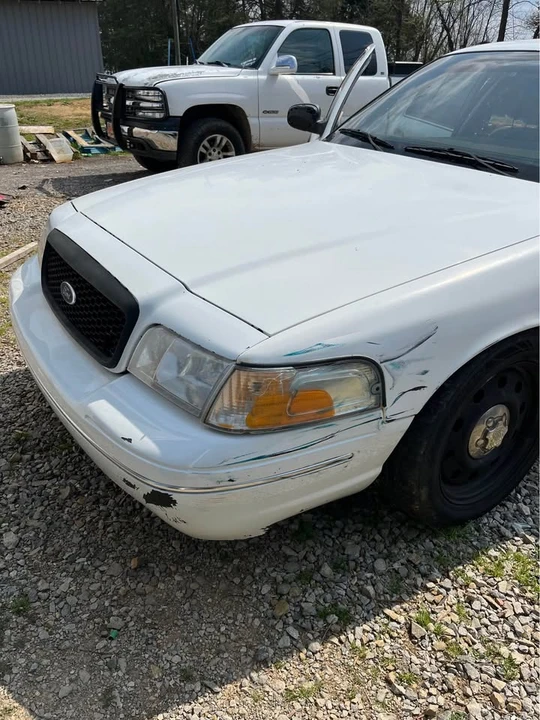 2010 Ford Crown Victoria - Image 5 of 8